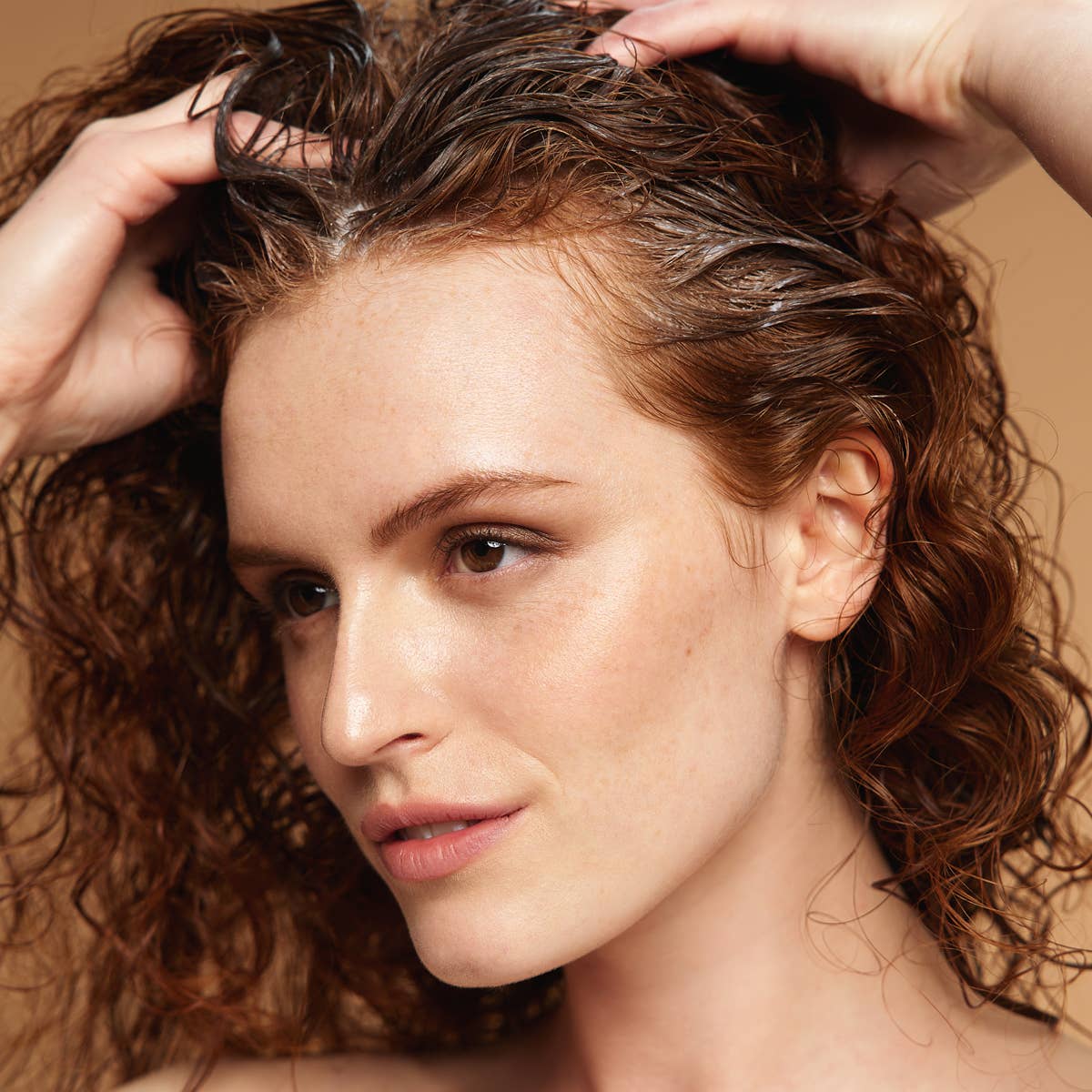 A Walk in the Sun Moisturizing + Repairing Shampoo | VOIR